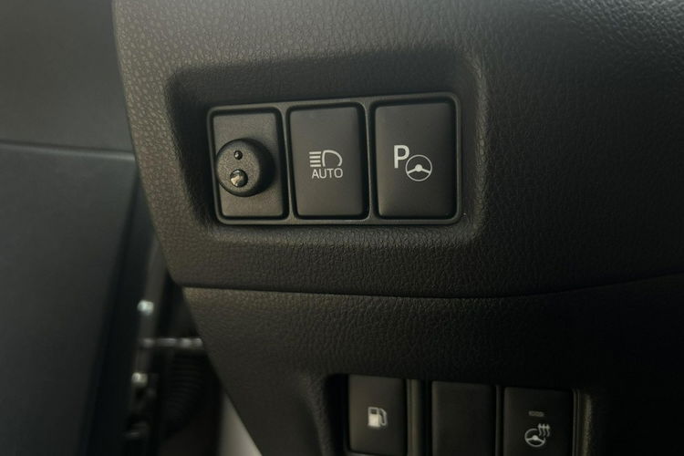 Toyota C-HR 1.8 HYBRID 122KM PRESTIGE LED NAVI, salon Polska, gwarancja zdjęcie 19