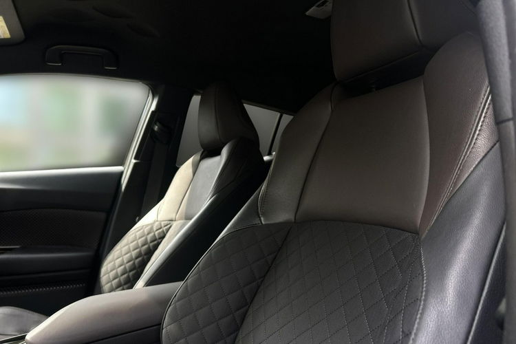 Toyota C-HR 1.8 HYBRID 122KM PRESTIGE LED NAVI, salon Polska, gwarancja zdjęcie 25