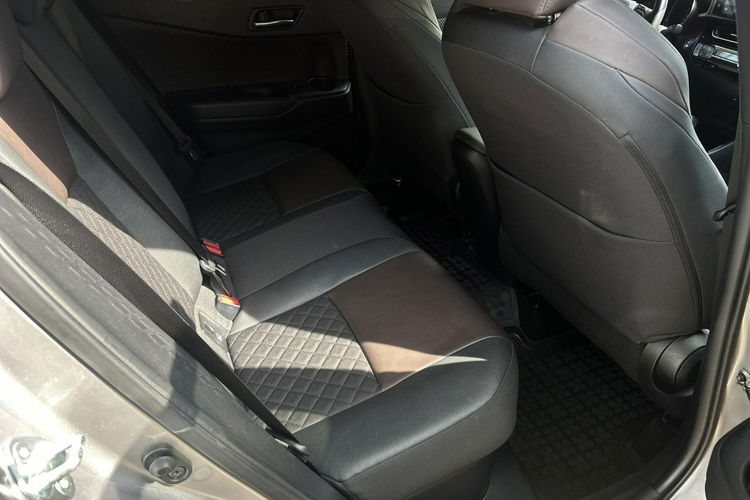 Toyota C-HR 1.8 HYBRID 122KM PRESTIGE LED NAVI, salon Polska, gwarancja zdjęcie 29