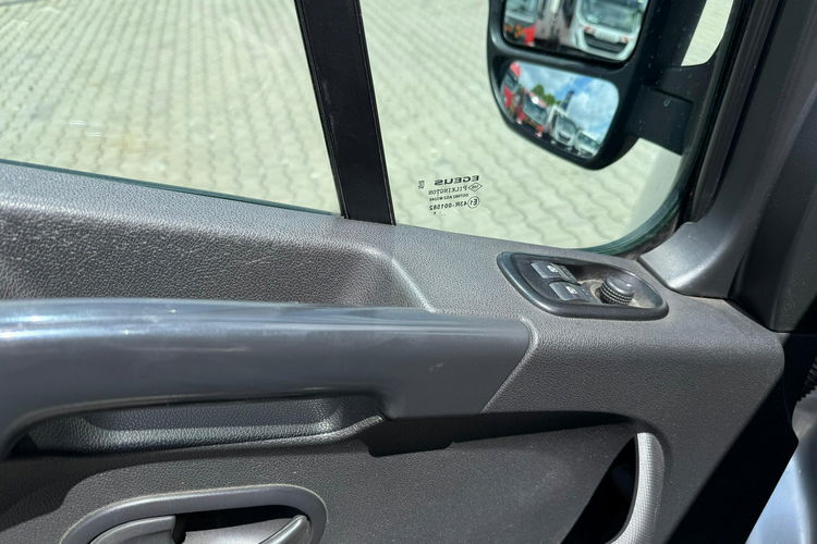 Opel Movano Movano Krajowy/Bezwypad/1 wł/Pełna Fv/ Po Wymianie dwumasy i sprzęgła zdjęcie 17