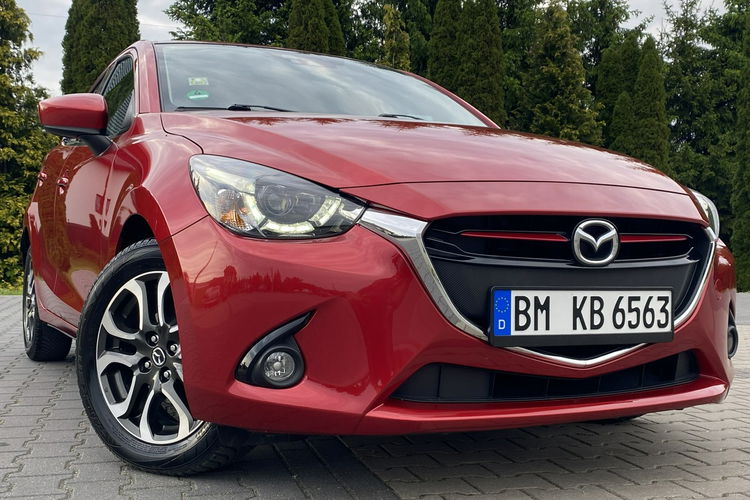 Mazda 2 +90KM+LEDY+asystent pasa ruchu+MARTWE POLE+RADAR zdjęcie 17