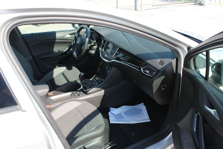 Opel Astra 1.2 145HP Elegance Gwarancja Led zdjęcie 25