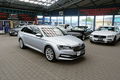 samochód osobowy Skoda zdjęcie 3