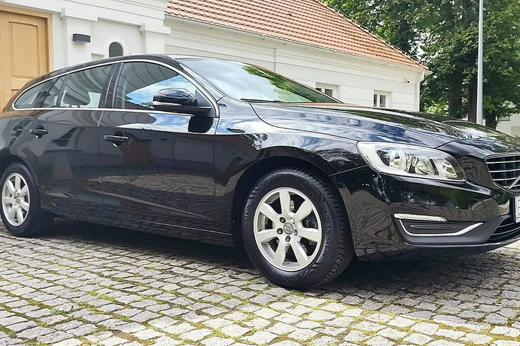 Volvo V60 Skóry Navi Gwarancja zdjęcie 5