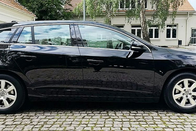 Volvo V60 Skóry Navi Gwarancja zdjęcie 6