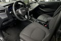 samochód osobowy Toyota zdjęcie 10