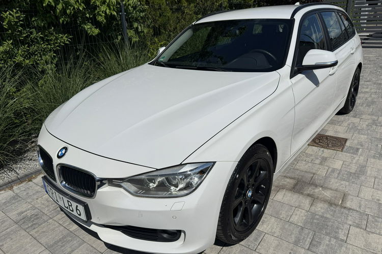 BMW 320 Bardzo zadbana zdjęcie 27