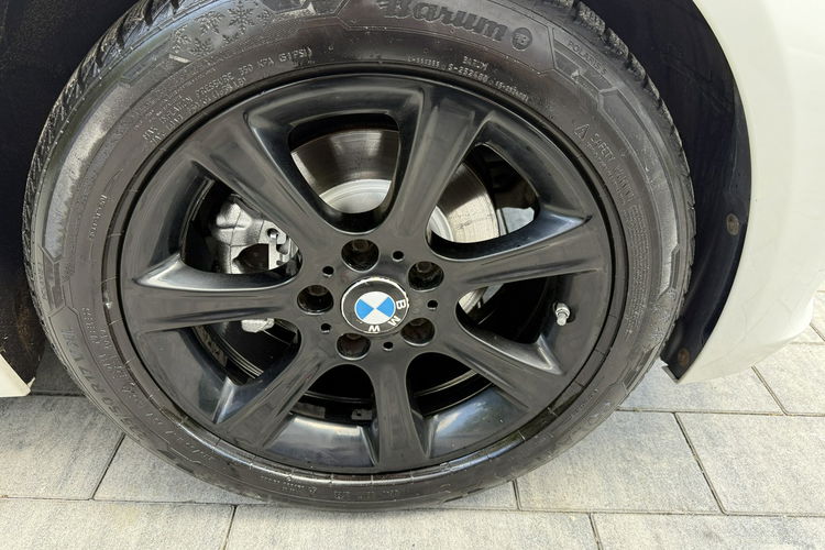 BMW 320 Bardzo zadbana zdjęcie 33