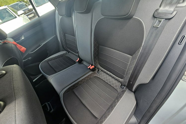 Skoda Fabia kamera,  led ,  alufelgi ,  tempomat ,  serwis zdjęcie 14