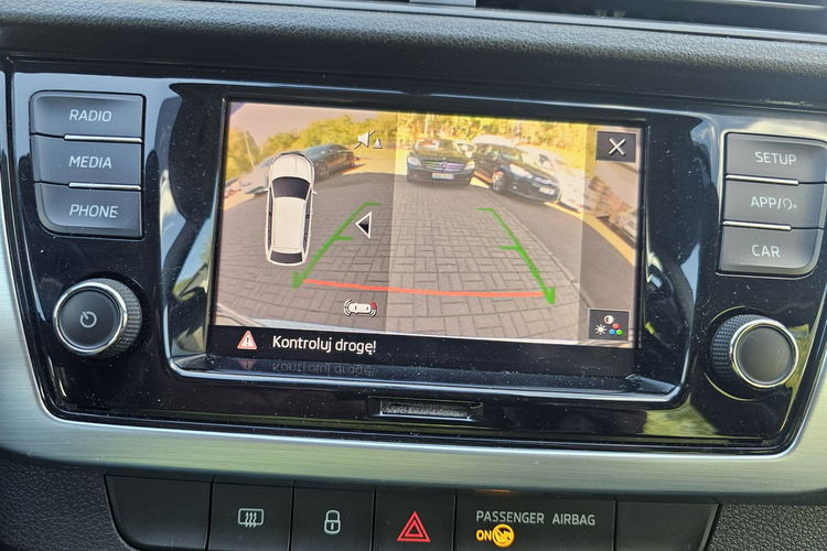 Skoda Fabia kamera,  led ,  alufelgi ,  tempomat ,  serwis zdjęcie 17