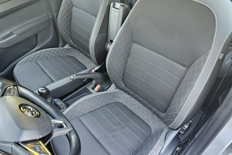 Skoda Fabia kamera,  led ,  alufelgi ,  tempomat ,  serwis zdjęcie 29