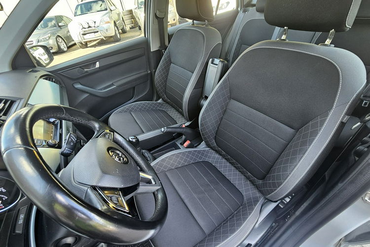 Skoda Fabia kamera,  led ,  alufelgi ,  tempomat ,  serwis zdjęcie 30