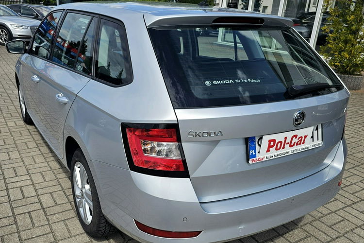 Skoda Fabia kamera,  led ,  alufelgi ,  tempomat ,  serwis zdjęcie 6