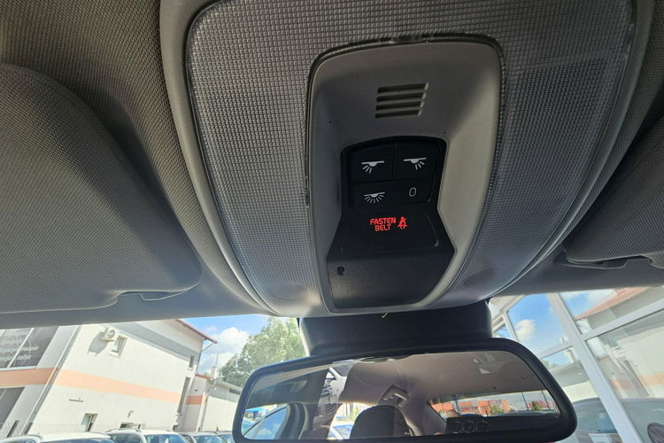 Volvo S60 niski przebieg, , bogata wersja zdjęcie 19
