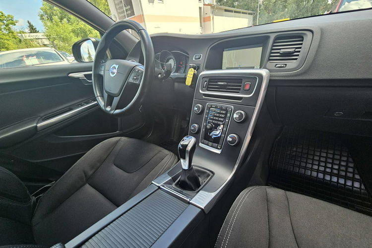 Volvo S60 niski przebieg, , bogata wersja zdjęcie 20