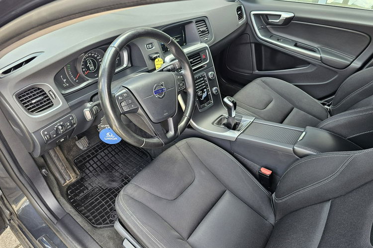 Volvo S60 niski przebieg, , bogata wersja zdjęcie 24