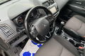 samochód osobowy Mitsubishi zdjęcie 21