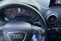 samochód osobowy Audi zdjęcie 22