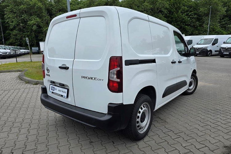 TOYOTA PROACE CITY zdjęcie 4