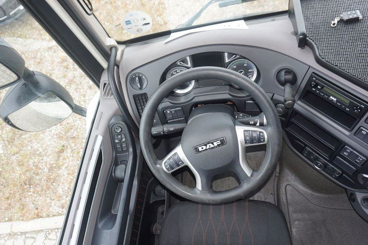 DAF XF 480 FT zdjęcie 6