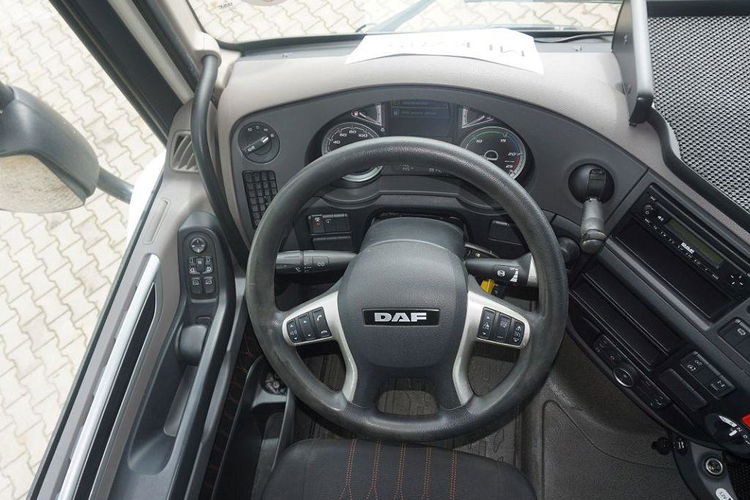 DAF XF 480 FT zdjęcie 6