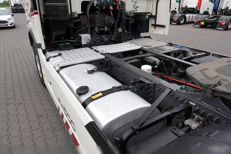 Volvo FH 500 / KLIMA POSTOJOWA / OPONY 100 % / PO KONTRAKCIE SERWISOWYM / SPROWADZONY zdjęcie 14