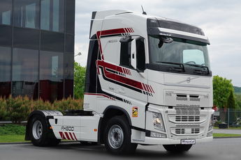 Volvo FH 500 / KLIMA POSTOJOWA / OPONY 100 % / PO KONTRAKCIE SERWISOWYM / SPROWADZONY