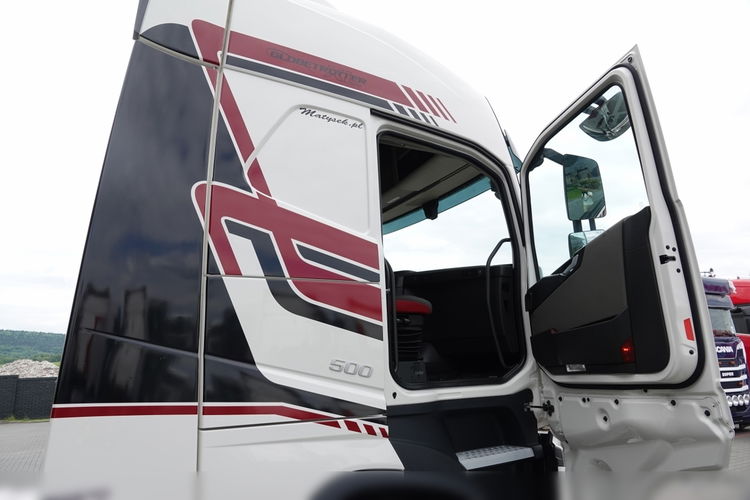 Volvo FH 500 / KLIMA POSTOJOWA / OPONY 100 % / PO KONTRAKCIE SERWISOWYM / SPROWADZONY zdjęcie 37