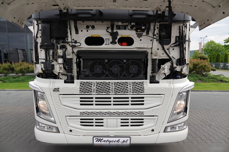 Volvo FH 500 / KLIMA POSTOJOWA / OPONY 100 % / PO KONTRAKCIE SERWISOWYM / SPROWADZONY zdjęcie 38