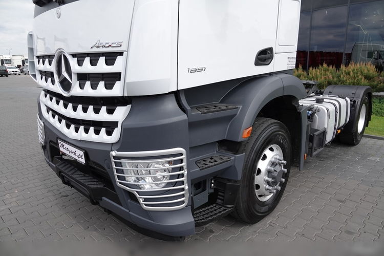 Mercedes AROCS 1851 /  4X4 / HYDRODRIVE / KOMPRESOR DO WYDMUCHU GARDNER  / HYDRAULIKA  / ADR / RETARDER / ALUFELGI / 2018 ROK / SPROWADZONY / PO KONTRAKCIE SERWISOWYM  zdjęcie 10