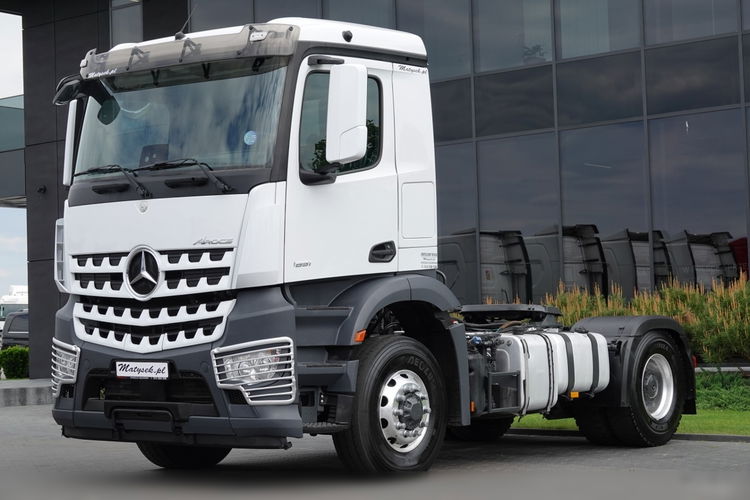 Mercedes AROCS 1851 /  4X4 / HYDRODRIVE / KOMPRESOR DO WYDMUCHU GARDNER  / HYDRAULIKA  / ADR / RETARDER / ALUFELGI / 2018 ROK / SPROWADZONY / PO KONTRAKCIE SERWISOWYM  zdjęcie 4