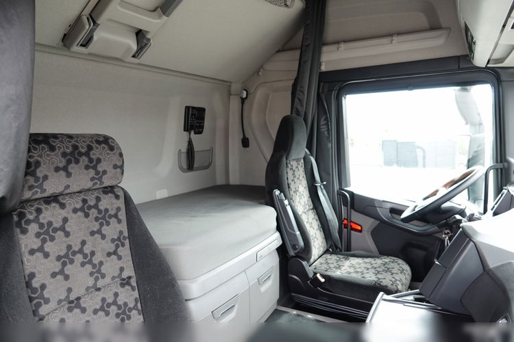 Scania R 500 / RETARDER / KLIMA POSTOJOWA / OPONY 100%  / PO ZŁOTYM KONTRAKCIE SERWISOWYM zdjęcie 35