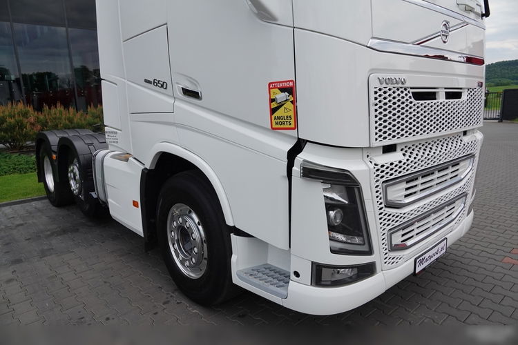 Volvo FH 16 / 650 / 6x2 / HYDRAULIKA / RETARDER / KLIMA POSTOJOWA / PUSHER / 3 OSIOWY CIĄGNIK SIODŁOWY / ALUFELGI SPROWADZONY / PO KONTRAKCIE SERWISOWYM zdjęcie 11