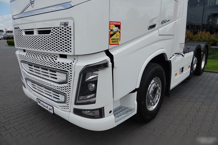 Volvo FH 16 / 650 / 6x2 / HYDRAULIKA / RETARDER / KLIMA POSTOJOWA / PUSHER / 3 OSIOWY CIĄGNIK SIODŁOWY / ALUFELGI SPROWADZONY / PO KONTRAKCIE SERWISOWYM zdjęcie 12