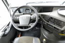 Volvo FH 16 / 650 / 6x2 / HYDRAULIKA / RETARDER / KLIMA POSTOJOWA / PUSHER / 3 OSIOWY CIĄGNIK SIODŁOWY / ALUFELGI SPROWADZONY / PO KONTRAKCIE SERWISOWYM zdjęcie 32