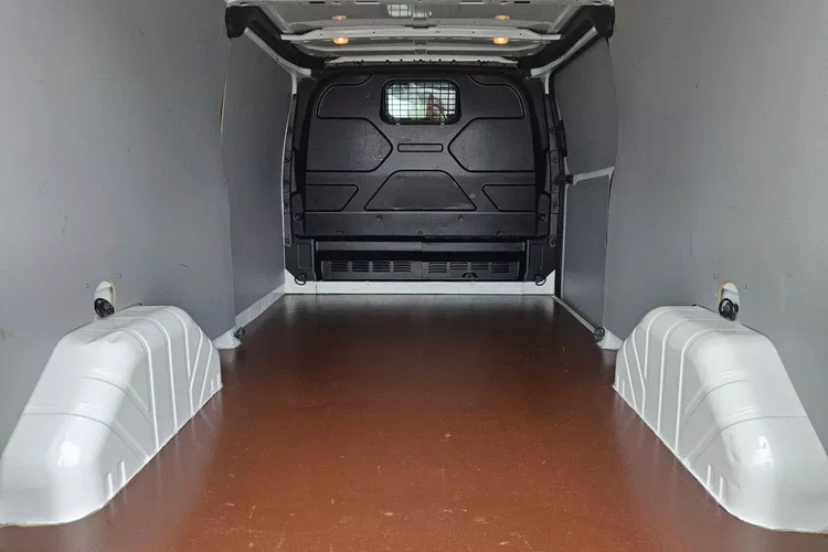 Ford transit-custom L2H1 2.0TdCi/170KM zdjęcie 16