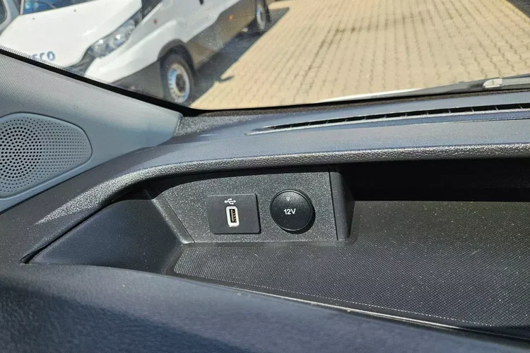 Ford transit-custom L2H1 69900zł NETTO 2.0TdCi/170KM zdjęcie 22