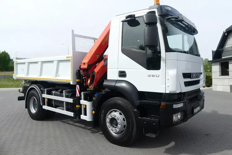 Iveco TRAKKER 360 / WYWROTKA + HDS PALFINGER PK13001 SKŁADANY W Z zdjęcie 12