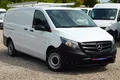 samochód osobowy Mercedes zdjęcie 12