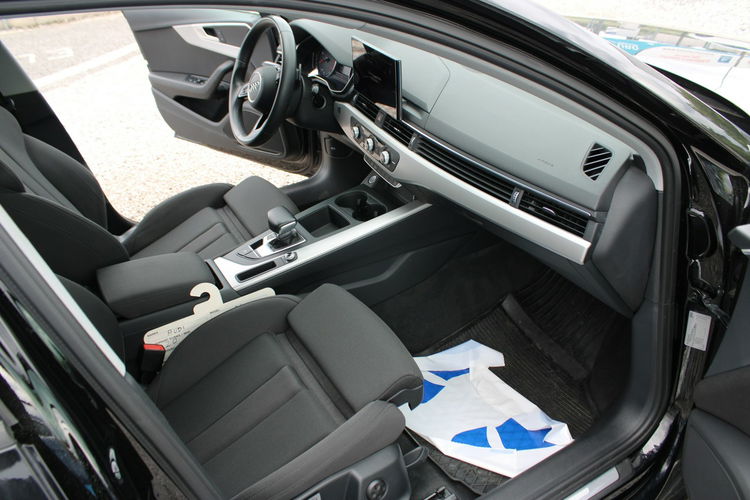 Audi A4 S-Tronic Led Hak F-vat Salon Polska zdjęcie 30