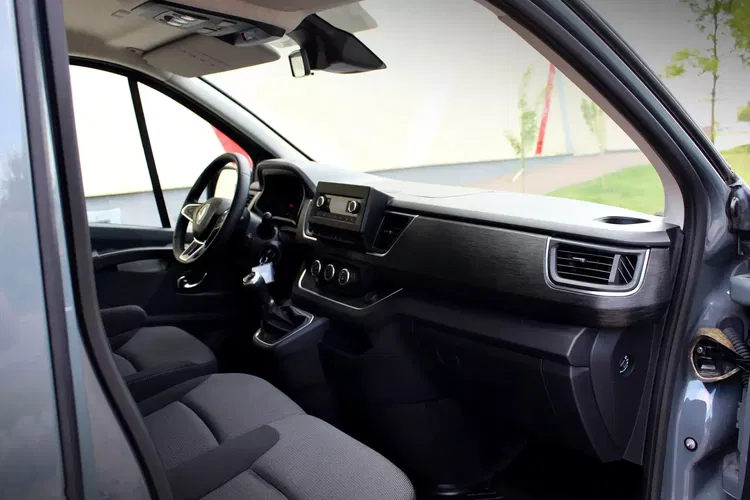 Renault trafic zdjęcie 19