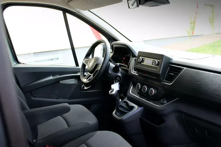 Renault trafic zdjęcie 23