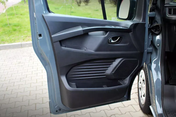 Renault trafic zdjęcie 24