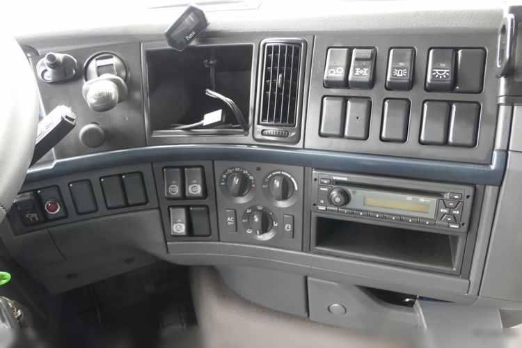 Volvo FH 460 / 8X4 / PLATFORMA + HDS FASSI F445 / 17 M WYSIĘGU / MAX UDŹWIG 13, 5 T / STEROWANIE RADIOWE zdjęcie 46