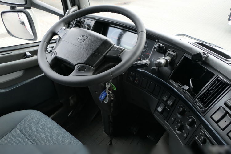 Volvo FH 460 / 8X4 / PLATFORMA + HDS FASSI F445 / 17 M WYSIĘGU / MAX UDŹWIG 13, 5 T / STEROWANIE RADIOWE zdjęcie 48