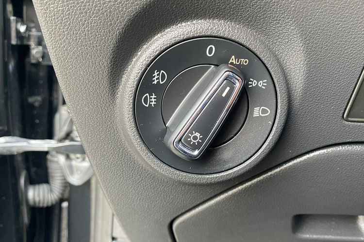 Seat Leon 2.0 180KM+FR+FULL LED+Navi+Kamera+Podgrzewane fotele zdjęcie 25