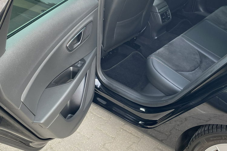 Seat Leon 2.0 180KM+FR+FULL LED+Navi+Kamera+Podgrzewane fotele zdjęcie 37