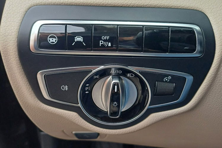 Mercedes GLC 250 Nawigacja Skóra Automat 9-biegów zdjęcie 28