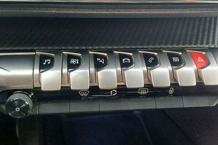 Peugeot 3008 BlueHDi 120 EAT6 Stop & Start Allure zdjęcie 20