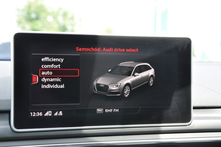 Audi A4 AVANT Competition 2.0TDI 190KM S-tronic S-line Matrix ACC El.klapa Key zdjęcie 25